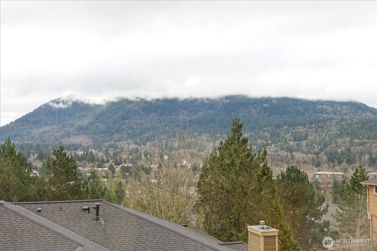 23300 Southeast Black Nugget Road, Unit D3 Issaquah, WA 98029 - Photo 19 of 35 a view of a city from a balcony