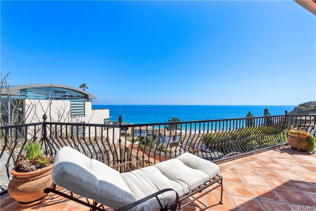 111 Emerald Bay Laguna Beach, CA 92651 - Photo 41 of 69