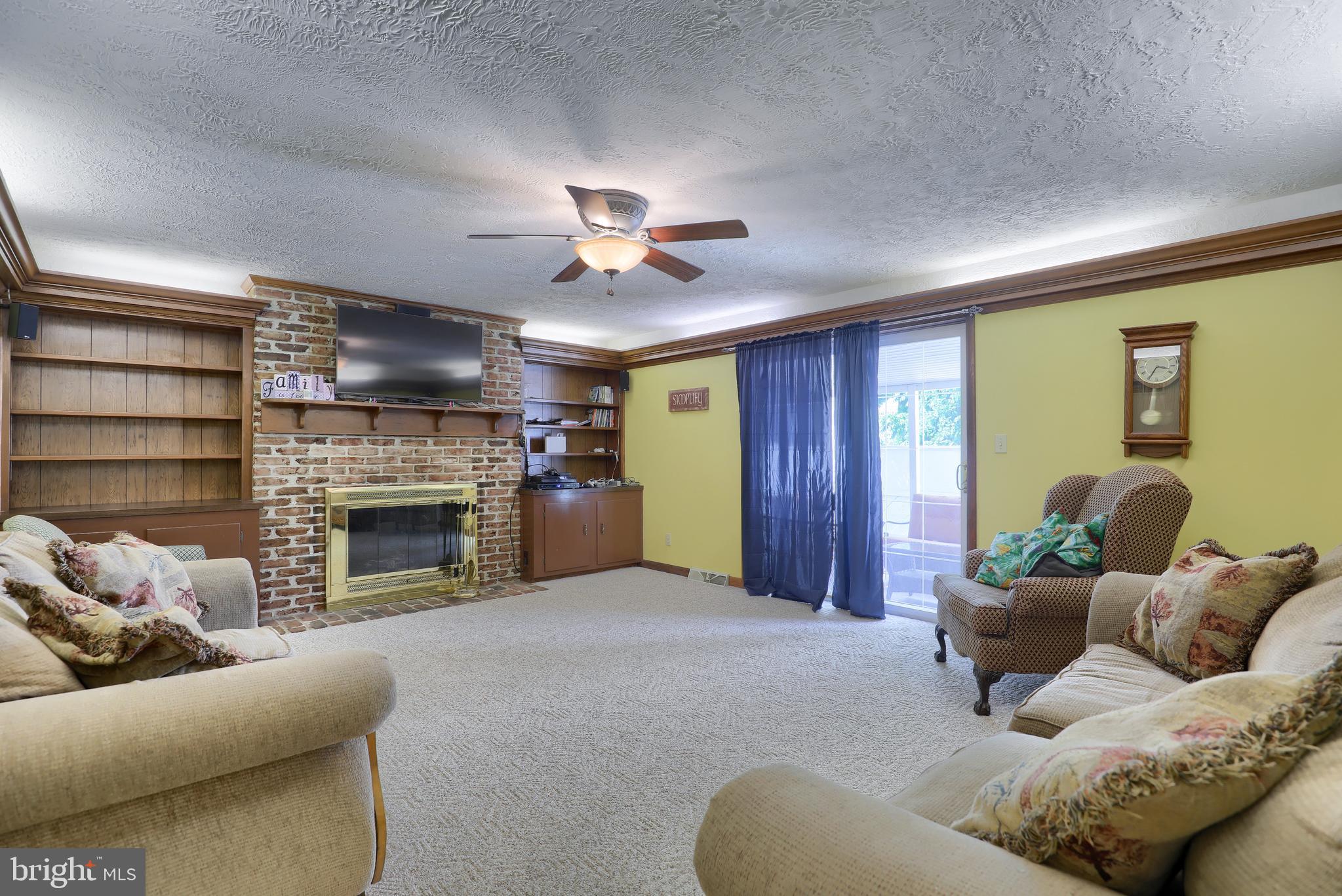 2795 Kingston Road York, PA 17402 - Photo 12 of 31 Gallery Image 12