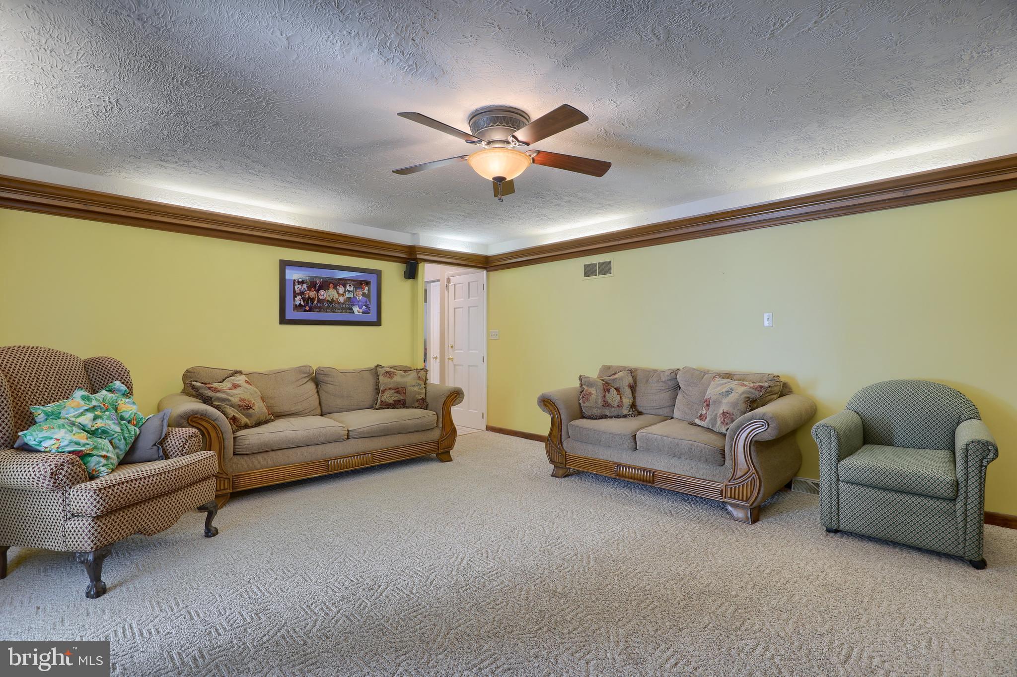 2795 Kingston Road York, PA 17402 - Photo 13 of 31 Gallery Image 13