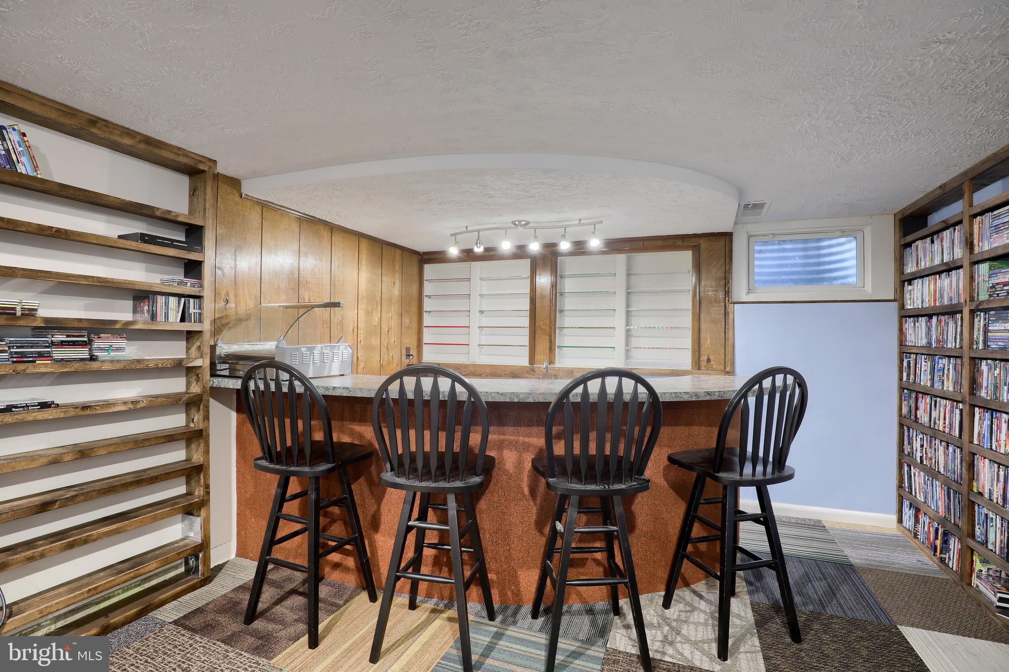 2795 Kingston Road York, PA 17402 - Photo 22 of 31 Gallery Image 22