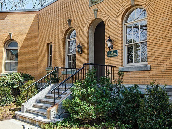 60 Glen Road, Unit 111 Brookline, MA 02445 - Photo 19 of 21 Gallery Image 19
