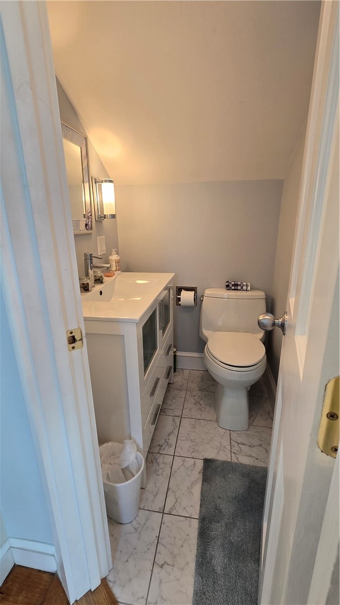 42 Kay Street, Unit 5 Newport, RI 02840 - Photo 17 of 32