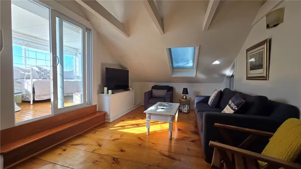 $9,800 | 42 Kay Street, Unit 5, Newport, RI 02840