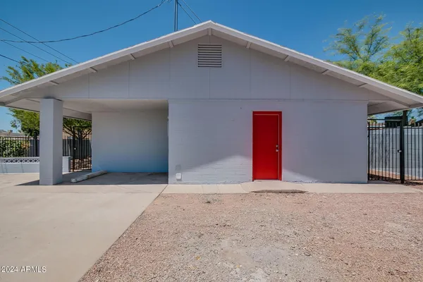 $1,150 | 801 East Puget Avenue, Unit 4, Phoenix, AZ 85020