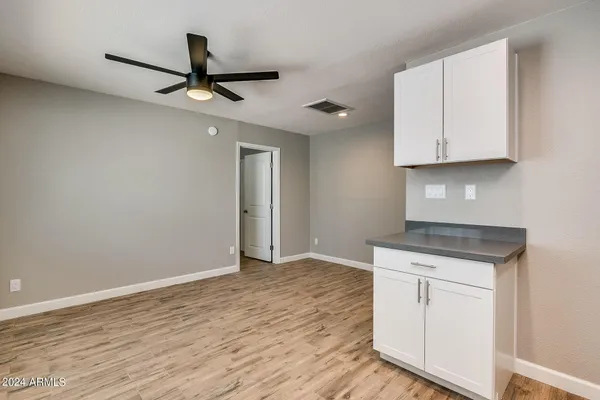 $1,195 | 801 East Puget Avenue, Unit 4, Phoenix, AZ 85020