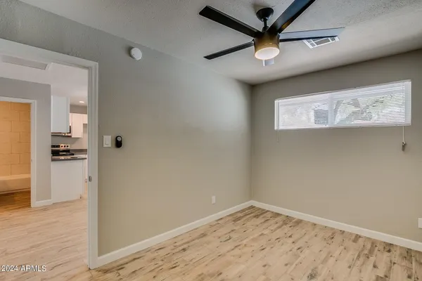 $1,150 | 801 East Puget Avenue, Unit 4, Phoenix, AZ 85020