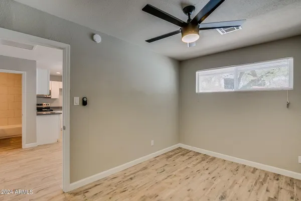 $1,195 | 801 East Puget Avenue, Unit 4, Phoenix, AZ 85020