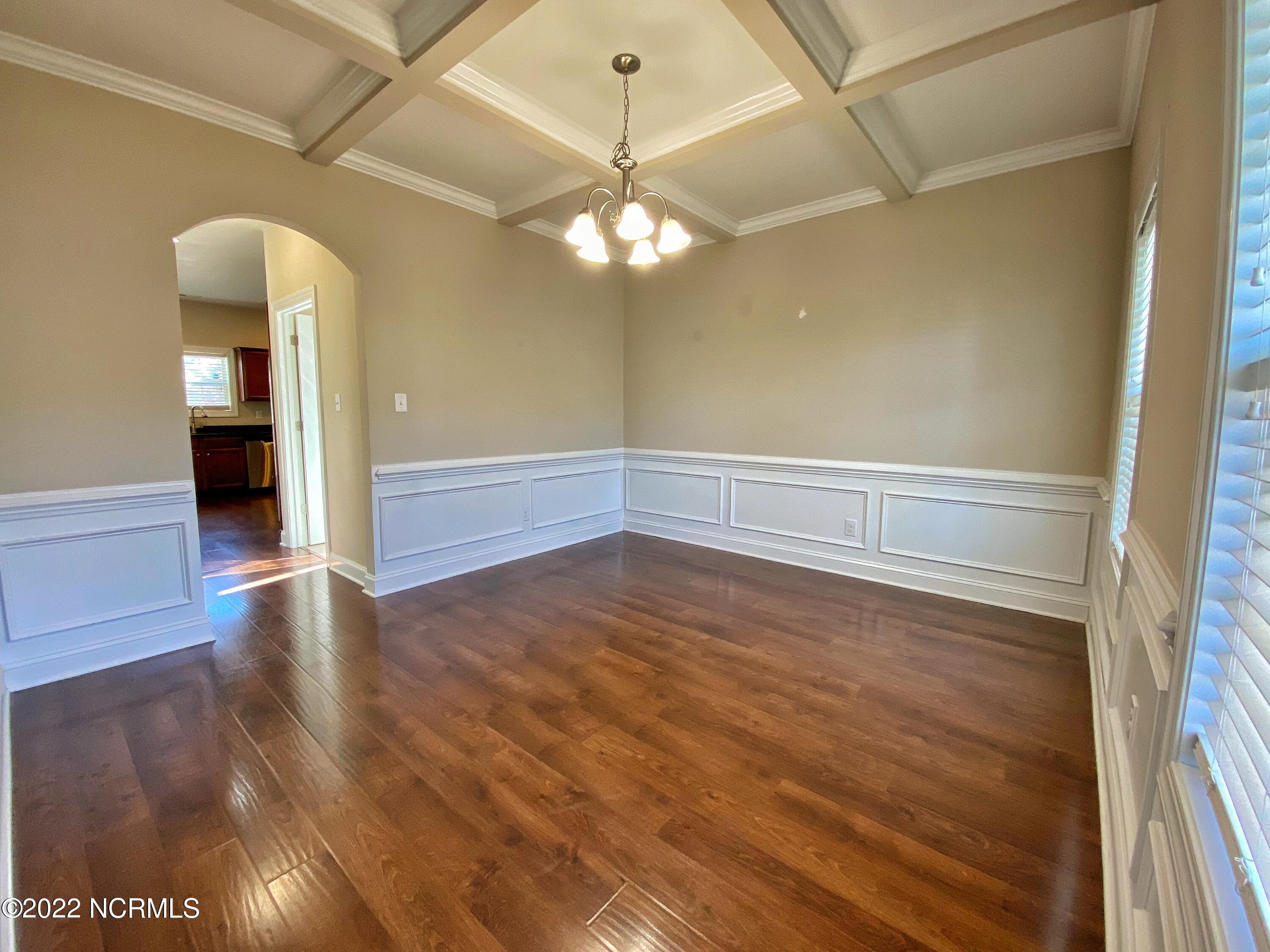 124 Peytons Ridge Drive Hubert, NC 28539 - Photo 13 of 49 Dining (1)