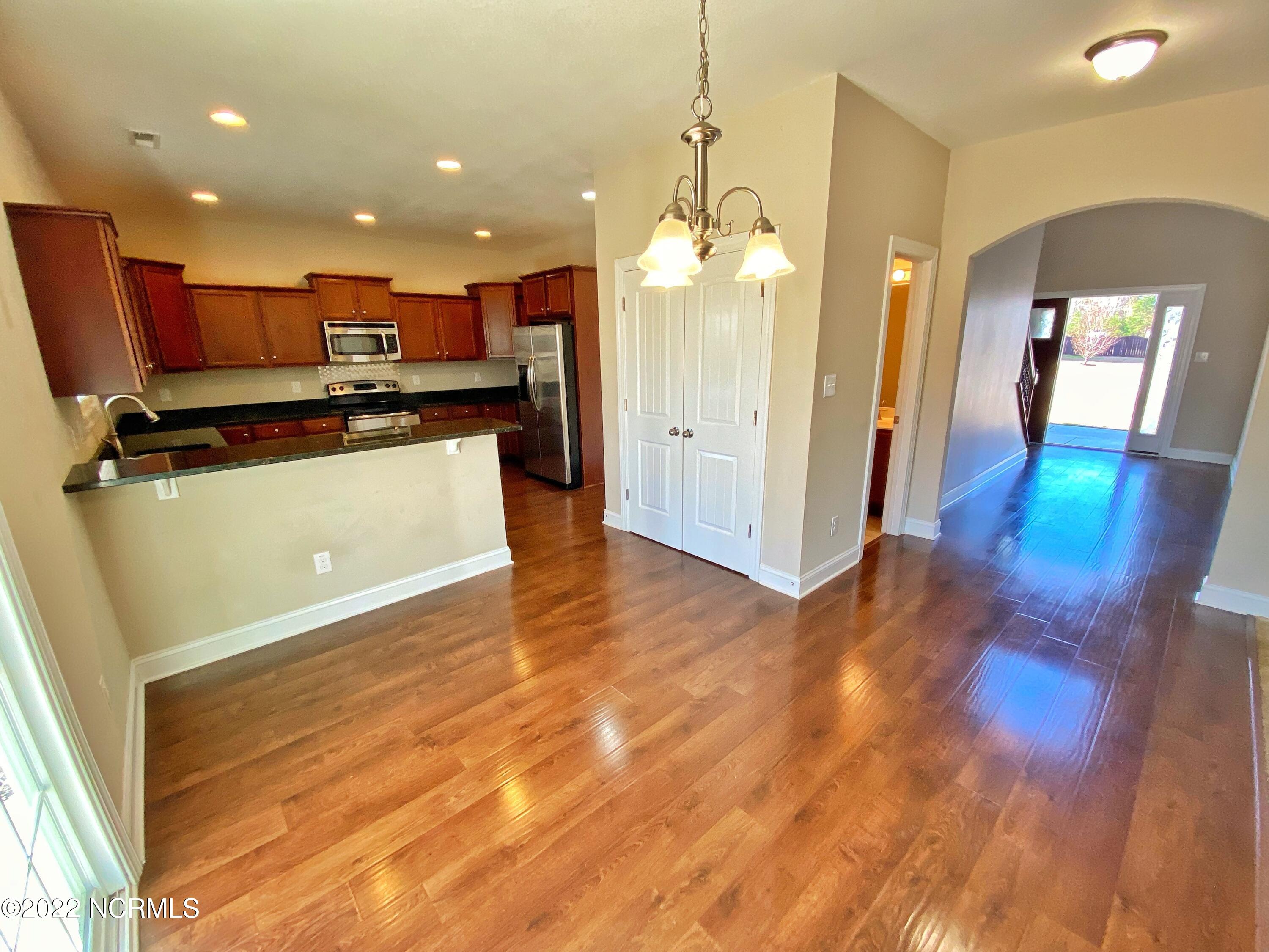 124 Peytons Ridge Drive Hubert, NC 28539 - Photo 15 of 49 Kitchen (1)