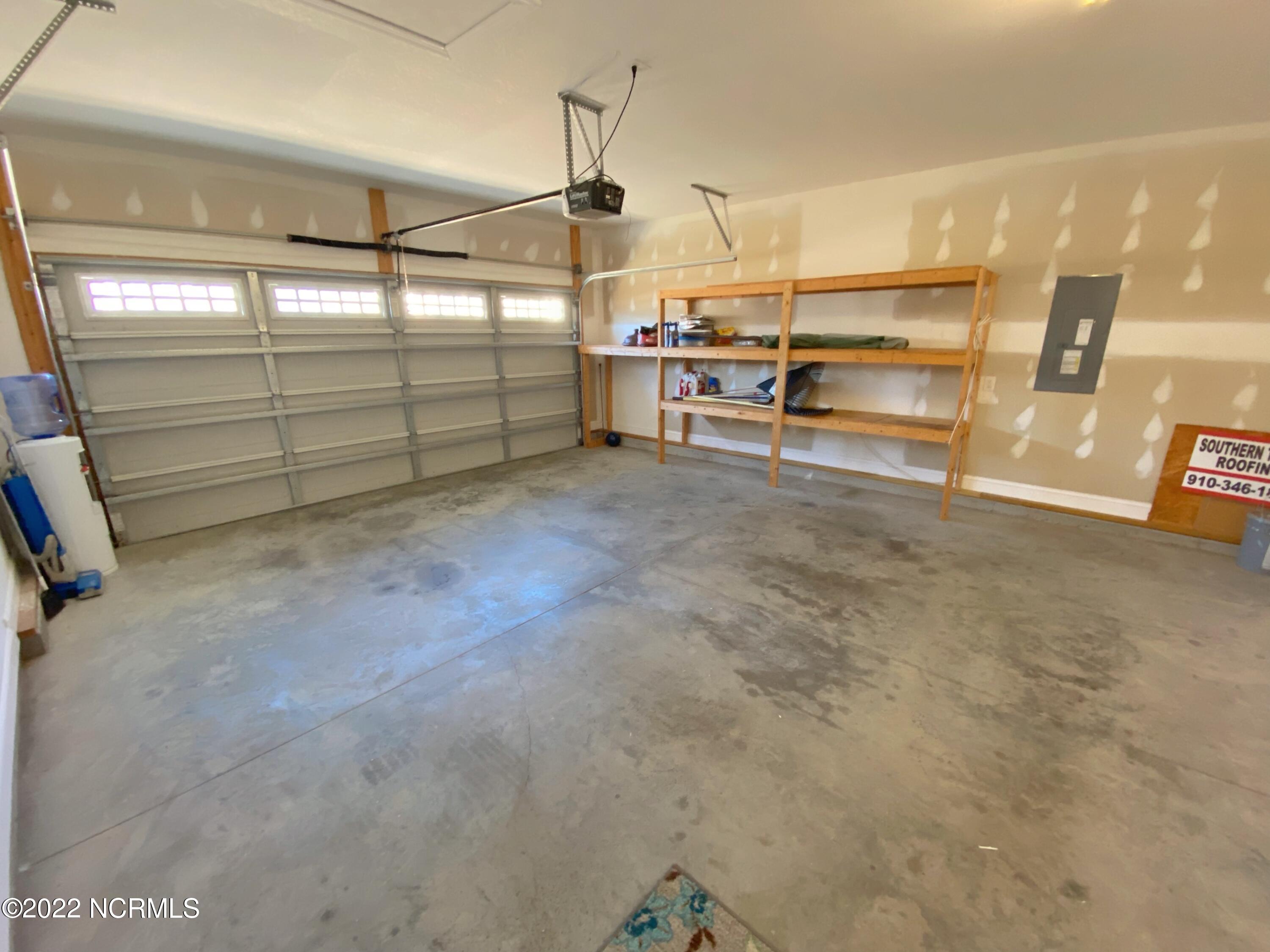 124 Peytons Ridge Drive Hubert, NC 28539 - Photo 38 of 49 Garage