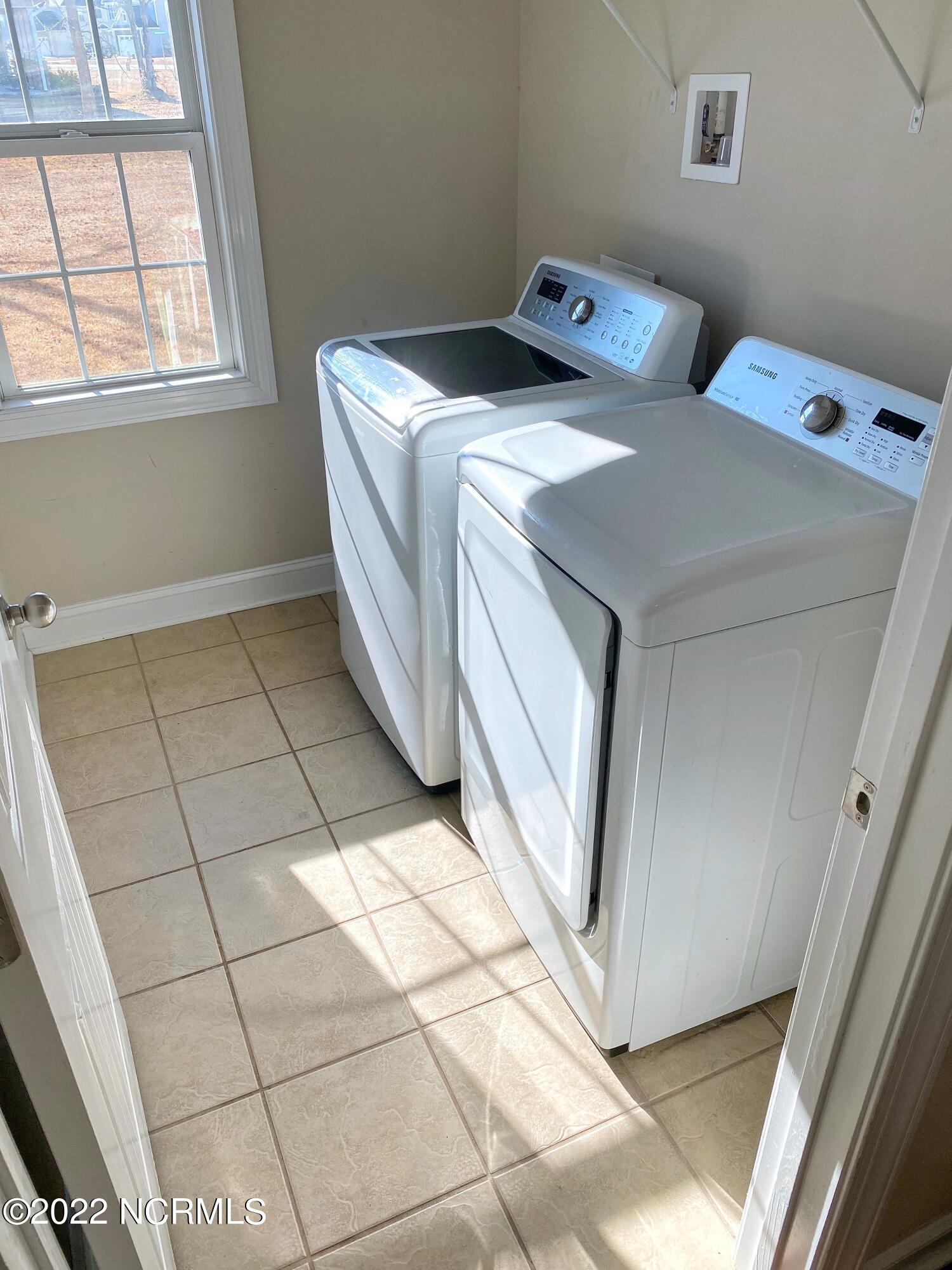 124 Peytons Ridge Drive Hubert, NC 28539 - Photo 39 of 49 Laundry
