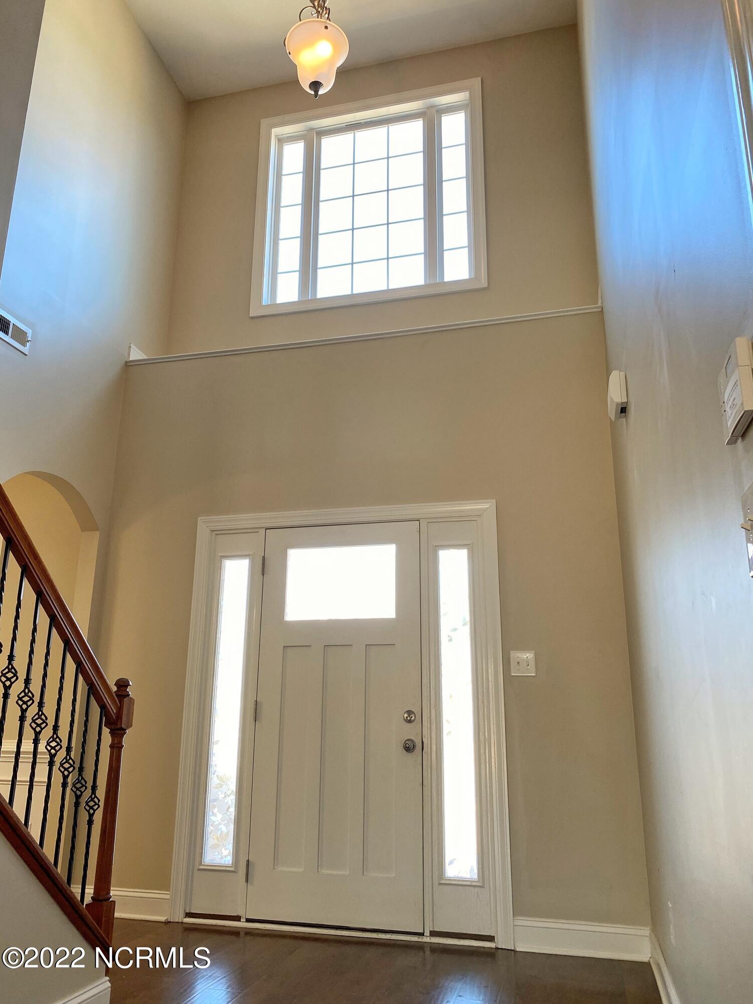 124 Peytons Ridge Drive Hubert, NC 28539 - Photo 7 of 49 Entry