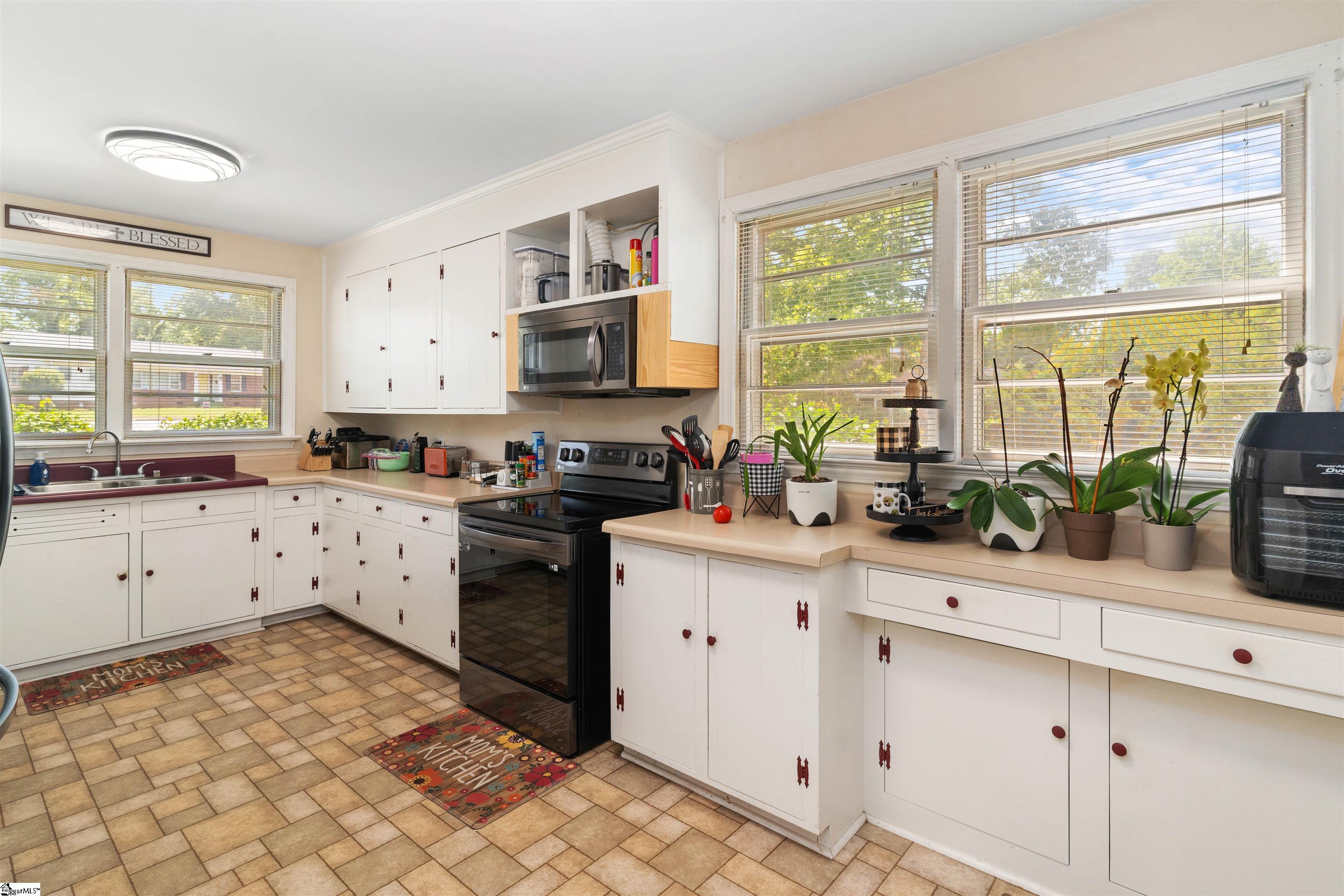 201 Park Drive Union, SC 29379 - Photo 17 of 35