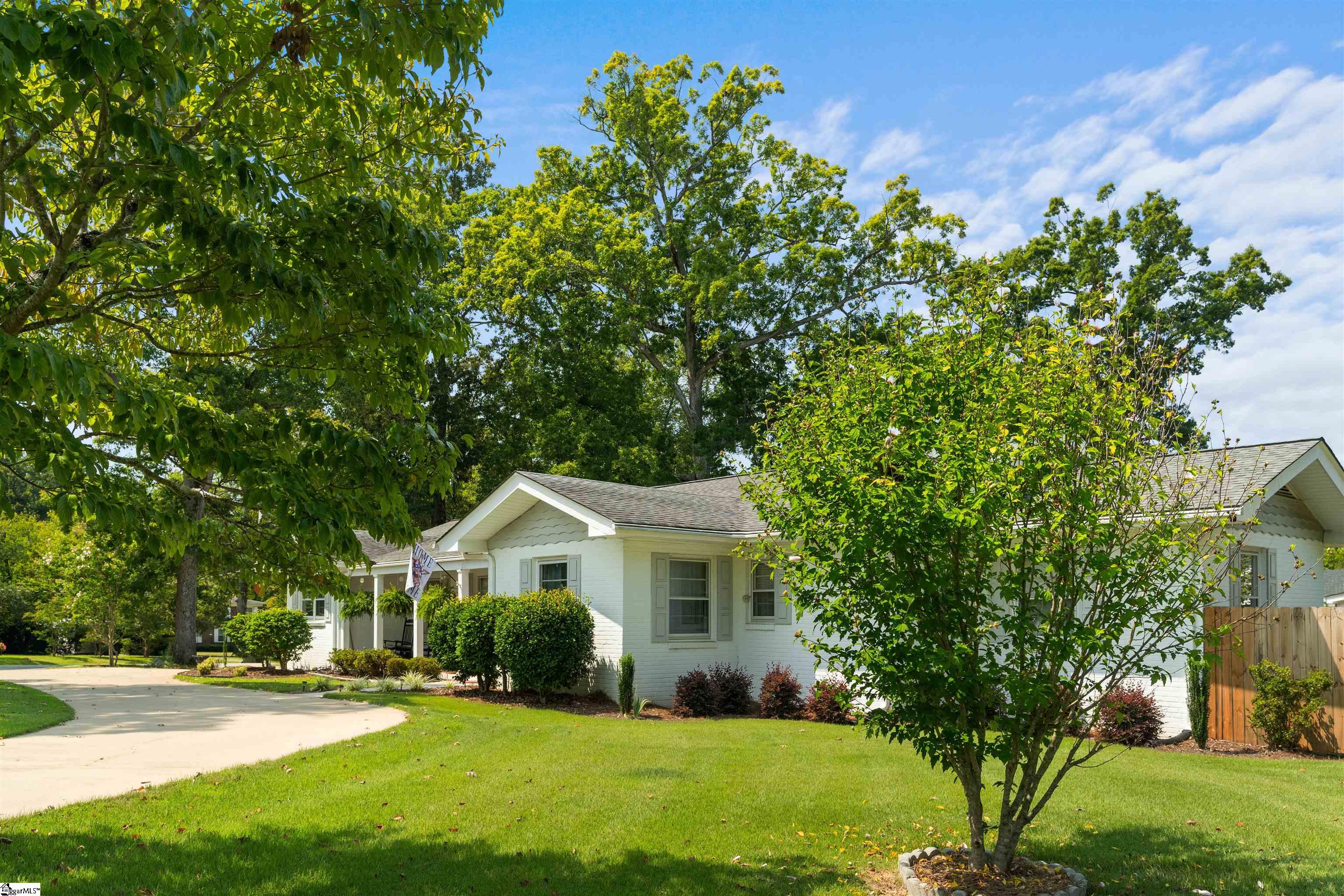 201 Park Drive Union, SC 29379 - Photo 6 of 35
