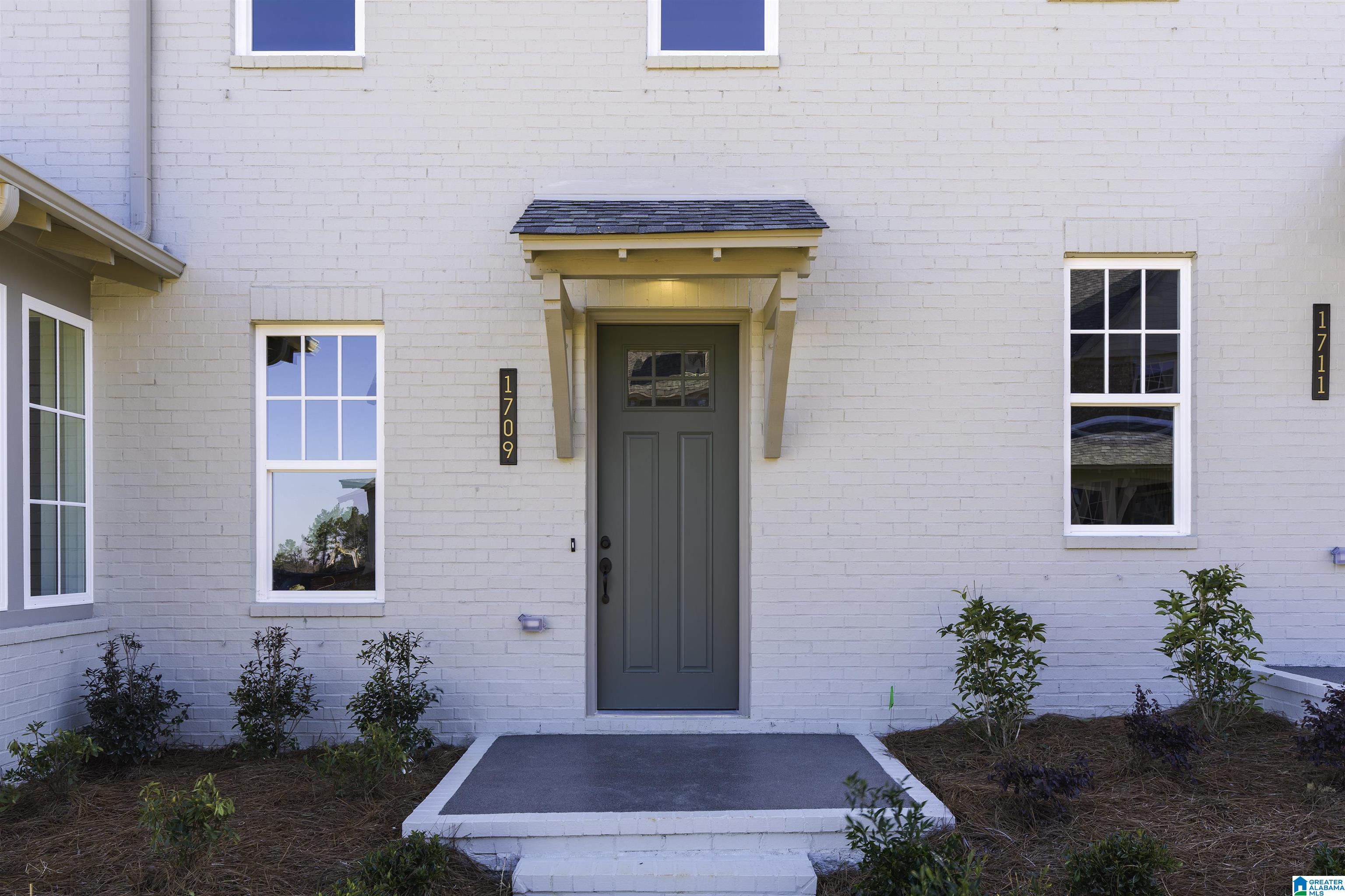 1709 Meerstone Lane Hoover, AL 35244 - Photo 4 of 36