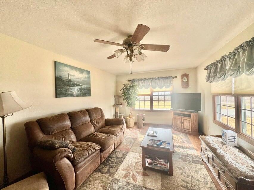13091 Birdlake Road Camden, MI 49232 - Photo 15 of 34 Gallery Image 15