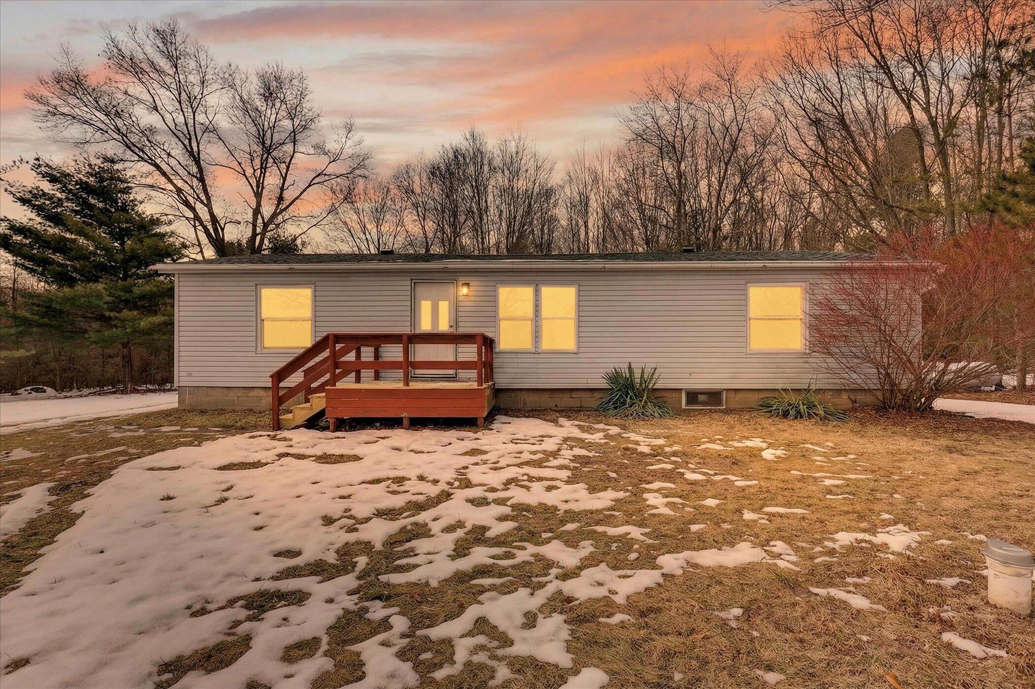 01-2160-Fitzner-Rd-Greenville-MI-48838-W