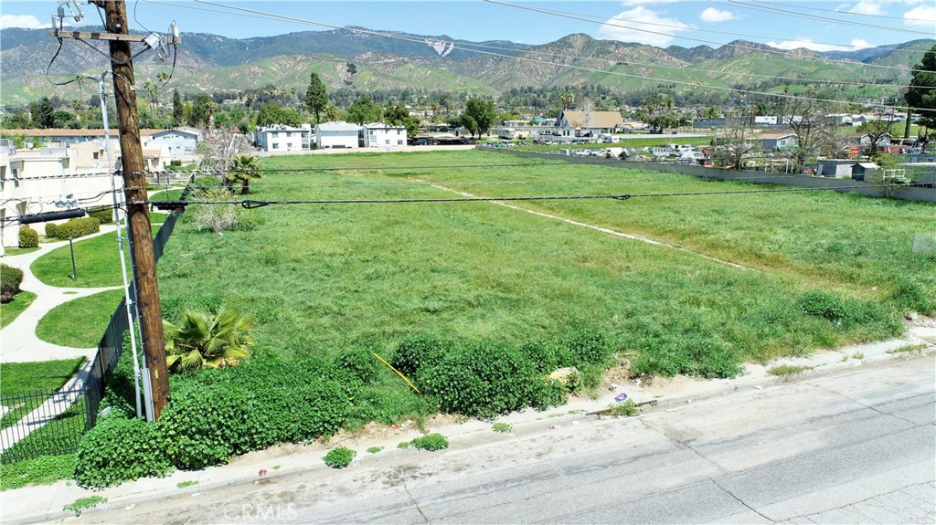 1530 East Marshall Boulevard San Bernardino, CA 92404 - Photo 5 of 7 a view of a city
