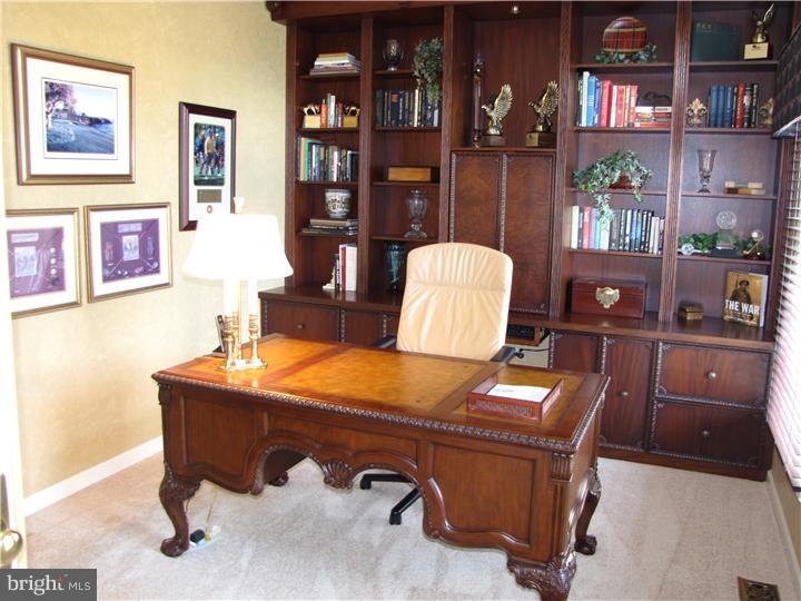 8 Brooks Road Moorestown, NJ 08057 - Photo 8 of 19 Office / Study
