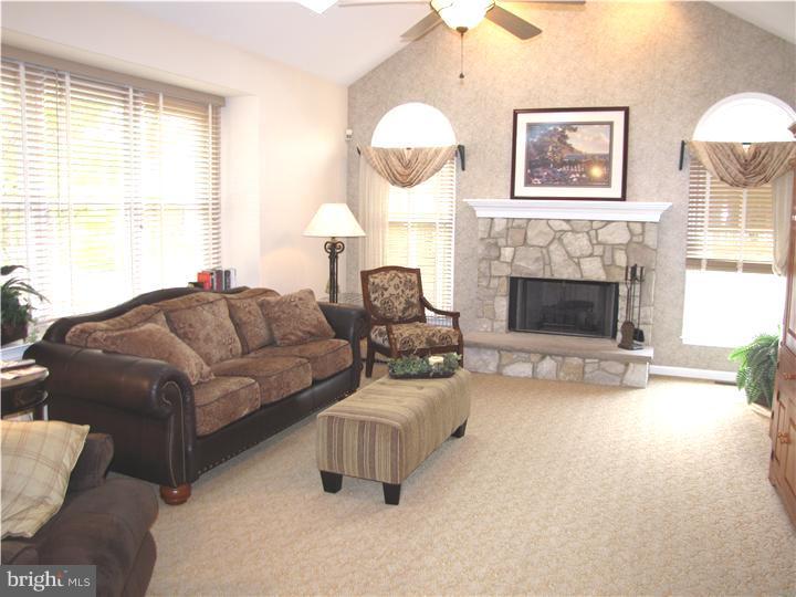 8 Brooks Road Moorestown, NJ 08057 - Photo 9 of 19 Family Room