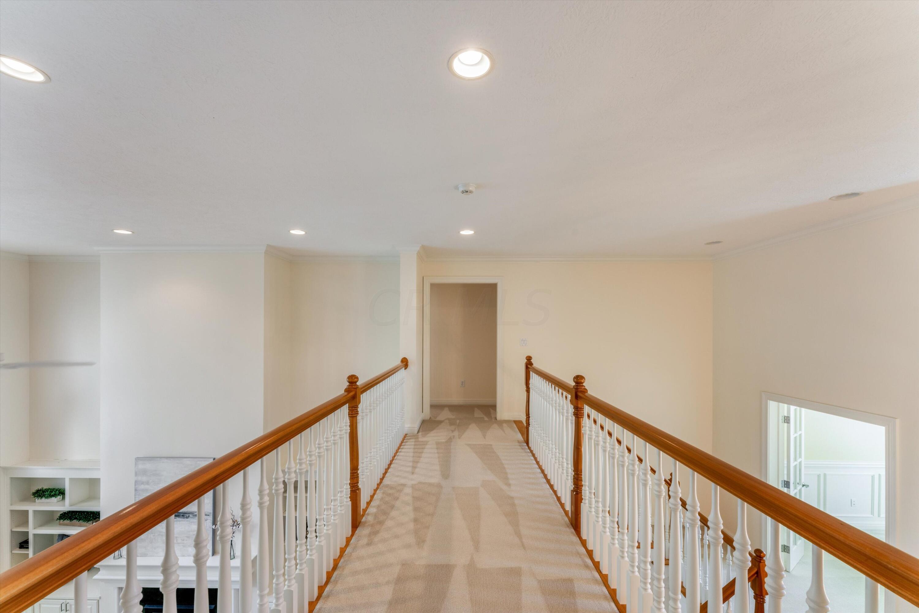 7646 Frasier Road Westerville, OH 43082 - Photo 25 of 51 Landing