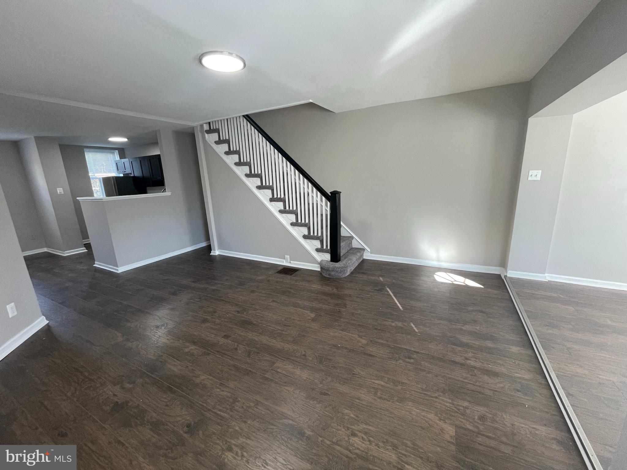 5521 Ridgewood Street Philadelphia, PA 19143 - Photo 6 of 21 Gallery Image 6