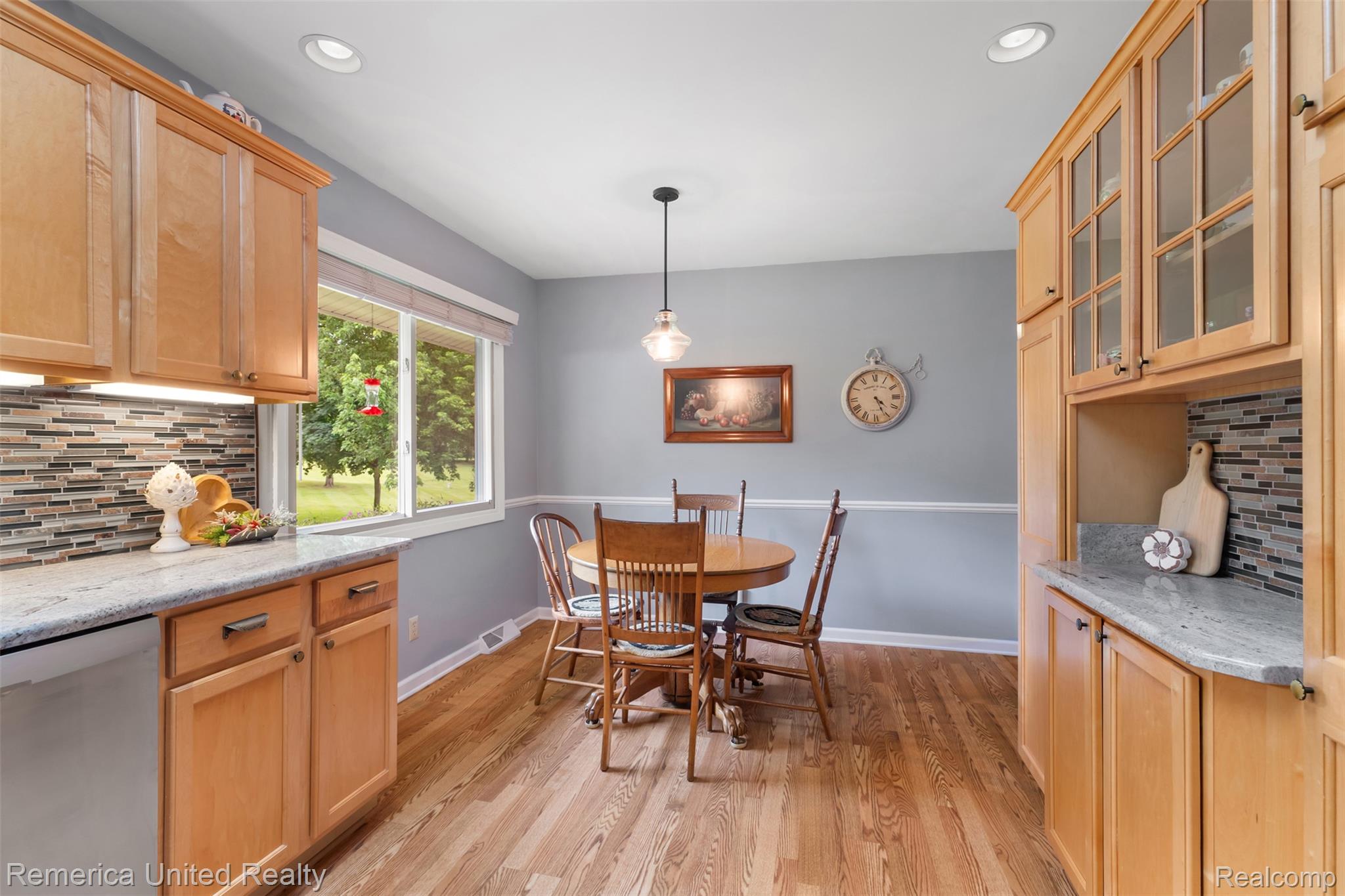 8763 Bishop Road Brighton, MI 48116 - Photo 7 of 28