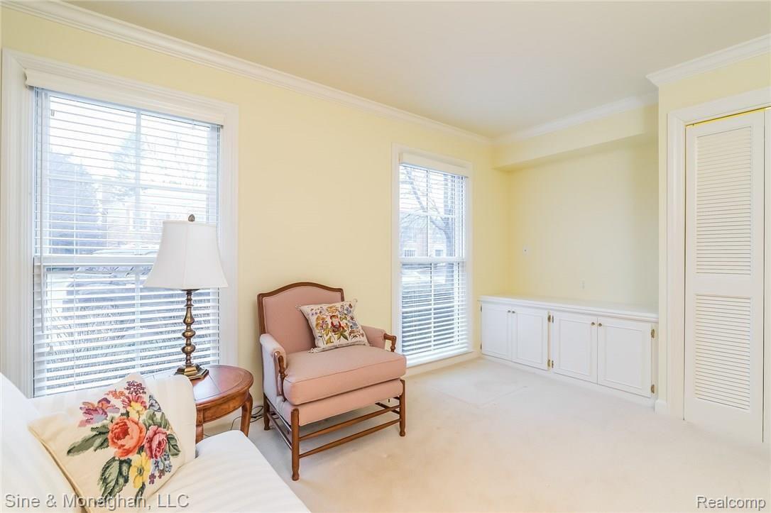 24 Warner Road Grosse Pointe, MI 48236 - Photo 30 of 56 032-Bedroom-5492459-medium.jpg