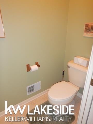 8301 Mist Field Court Howell, MI 48843 - Photo 9 of 34