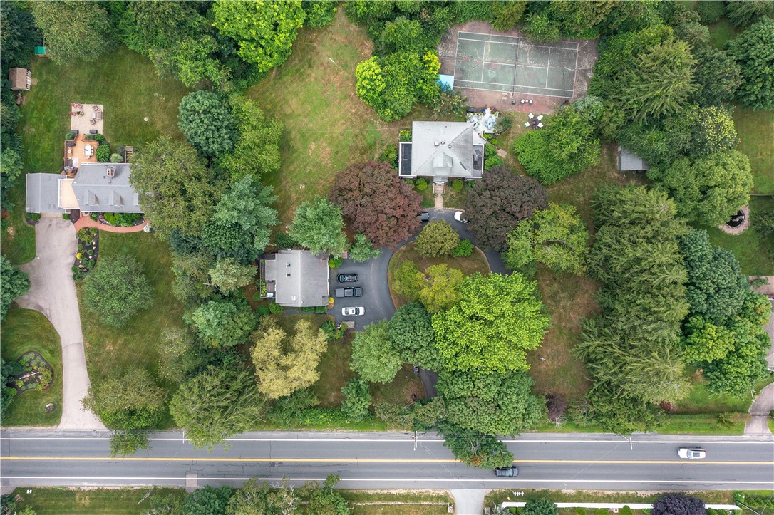 820 Boston Neck Road Narragansett, RI 02882 - Photo 13 of 50