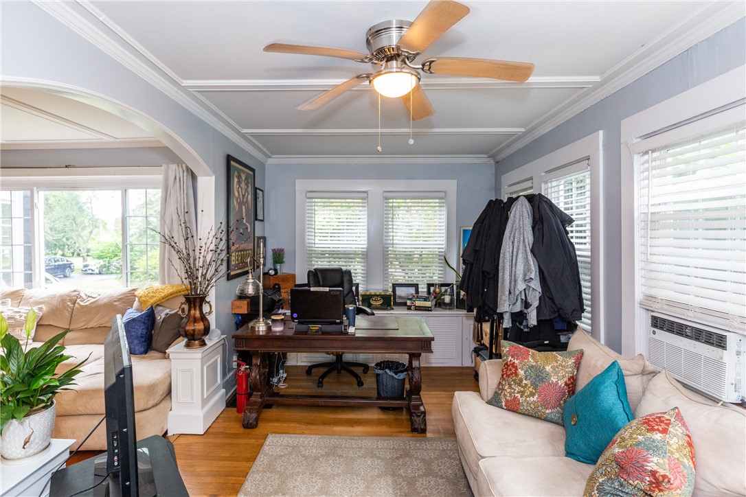 820 Boston Neck Road Narragansett, RI 02882 - Photo 14 of 50