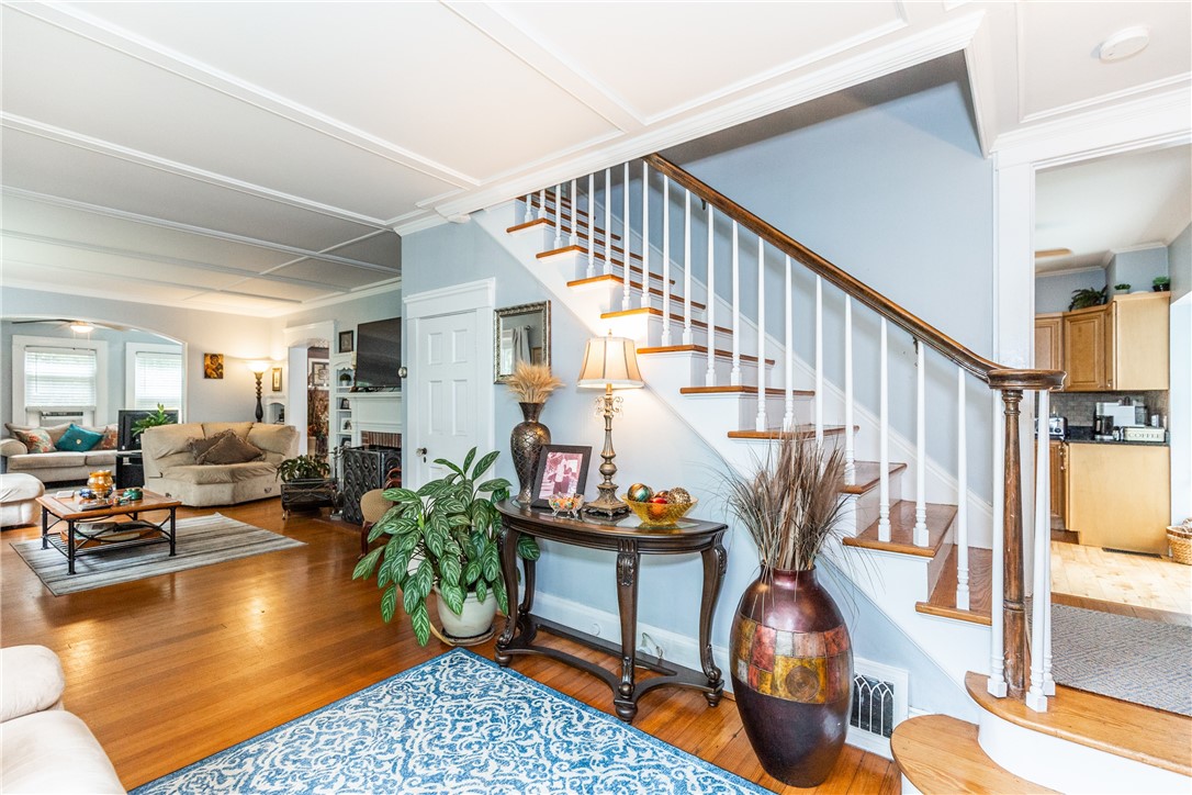 820 Boston Neck Road Narragansett, RI 02882 - Photo 20 of 50