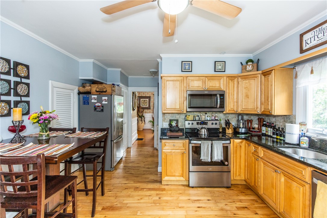 820 Boston Neck Road Narragansett, RI 02882 - Photo 26 of 50