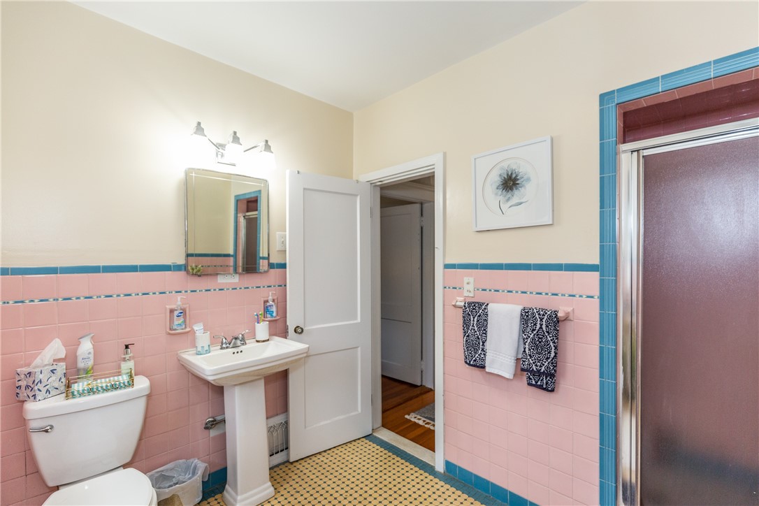820 Boston Neck Road Narragansett, RI 02882 - Photo 34 of 50