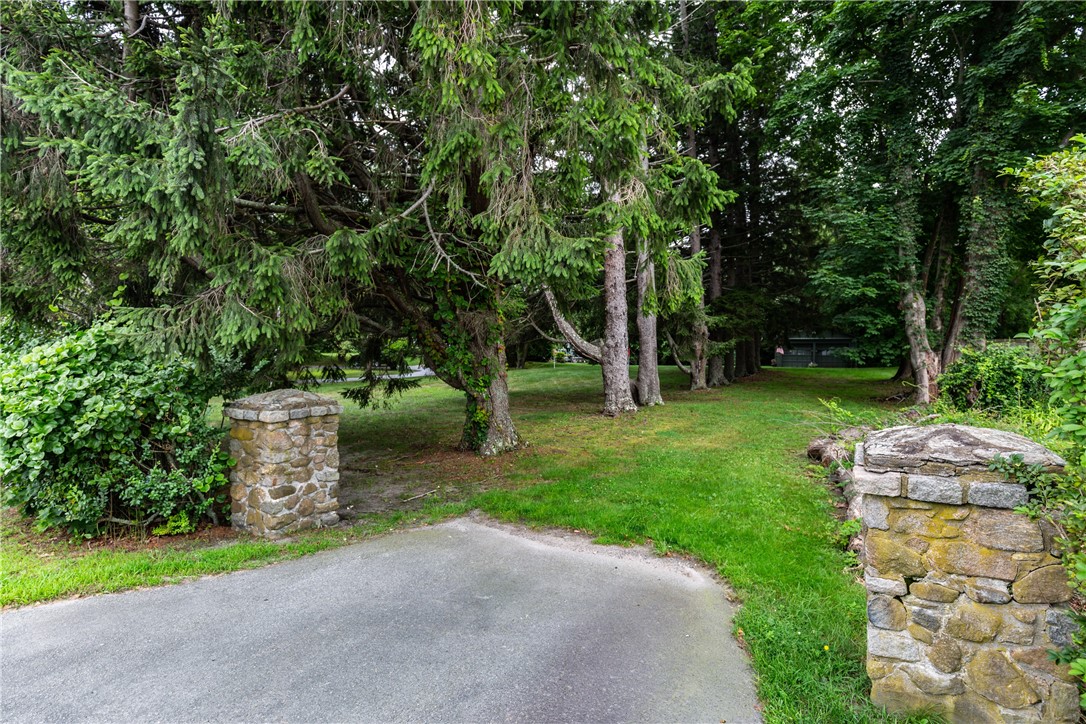 820 Boston Neck Road Narragansett, RI 02882 - Photo 49 of 50