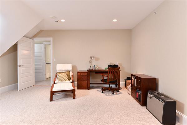 16 Backriver Road, Unit 16 Hingham, MA 02043 - Photo 16 of 22 Gallery Image 16