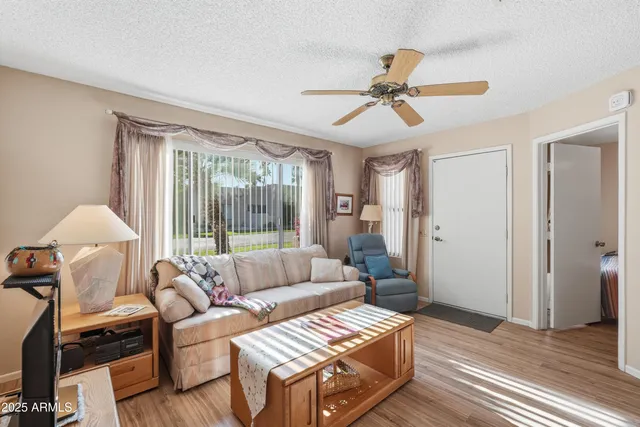 $198,000 | 14300 West Bell Road, Unit 502, Surprise, AZ 85374