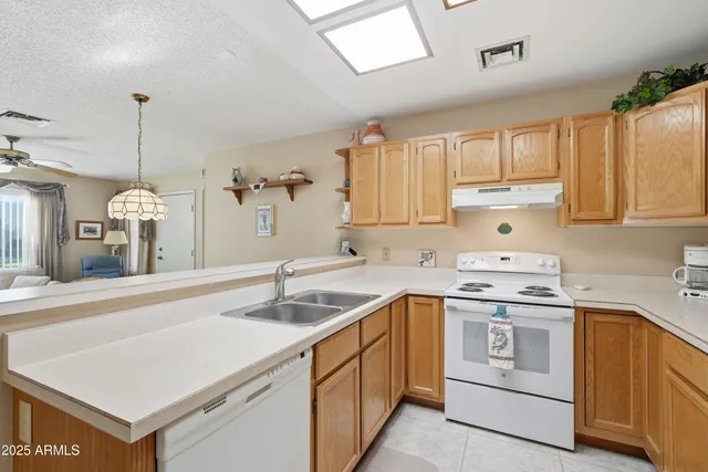 $198,000 | 14300 West Bell Road, Unit 502, Surprise, AZ 85374