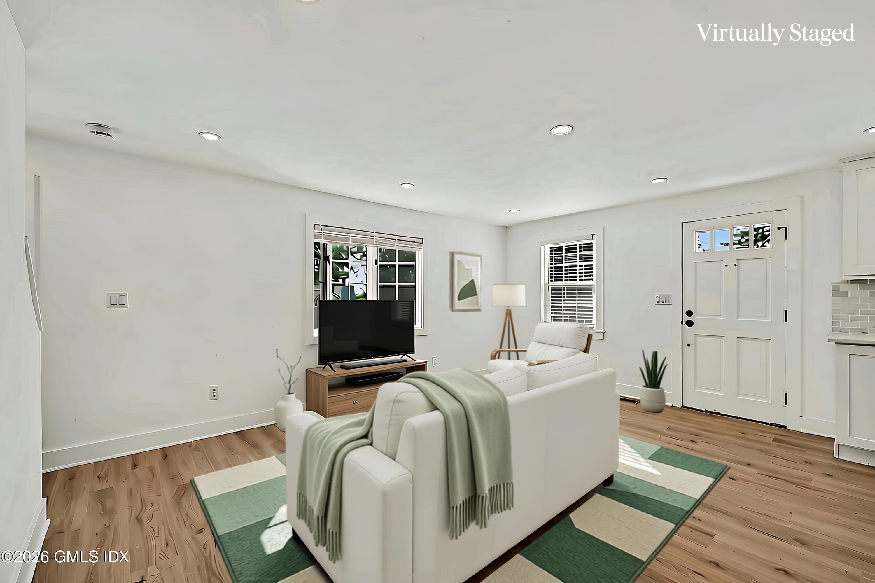 25 Hoover Road Riverside, CT 06878 - Photo 6 of 36 6
