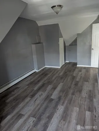 $1,430 | 1246 Waverly Place, Unit 3, Elizabeth, NJ 07208