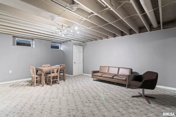 $424,000 | 3400 Briana Drive, Springfield, IL 62711