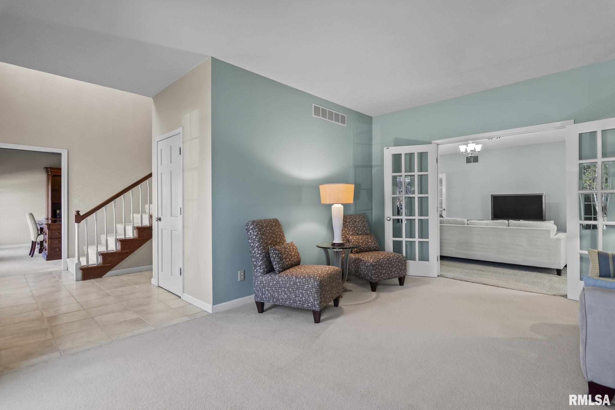 3400 Briana Drive Springfield, IL 62711 - Photo 4 of 33