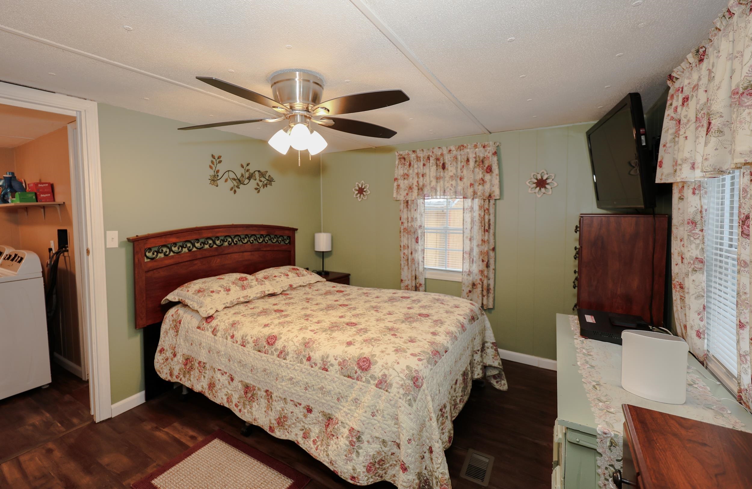 153 Leavitt Road Pittsfield, NH 03263 - Photo 12 of 28