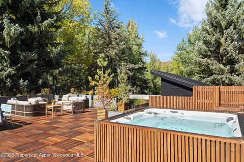 $24,995,000 | 520 North 8th Street, Aspen, CO 81611