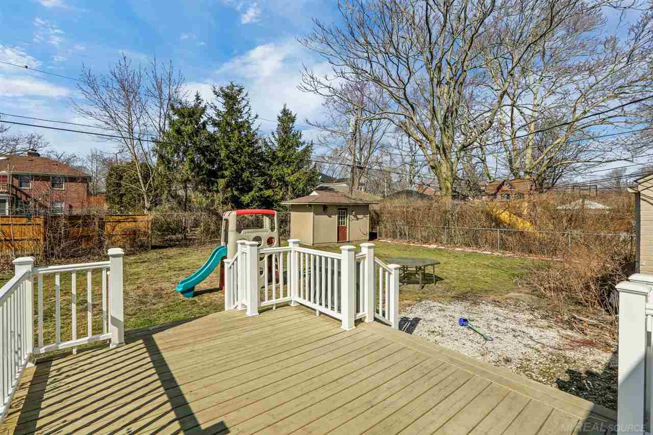 785 Bedford Road Grosse Pointe Park, MI 48230 - Photo 17 of 18
