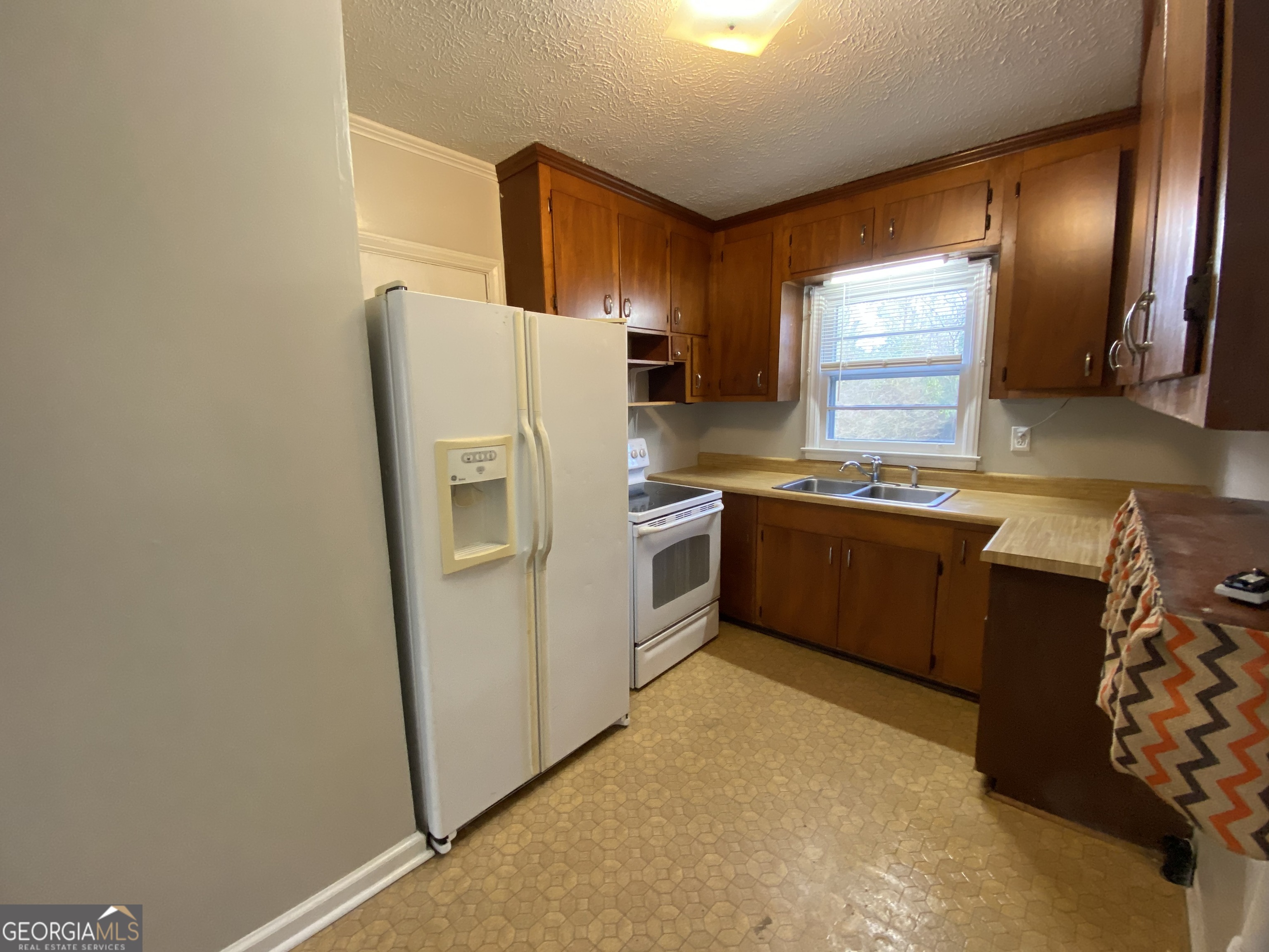 225 South Myrtle Street Winder, GA 30680 - Photo 3 of 9