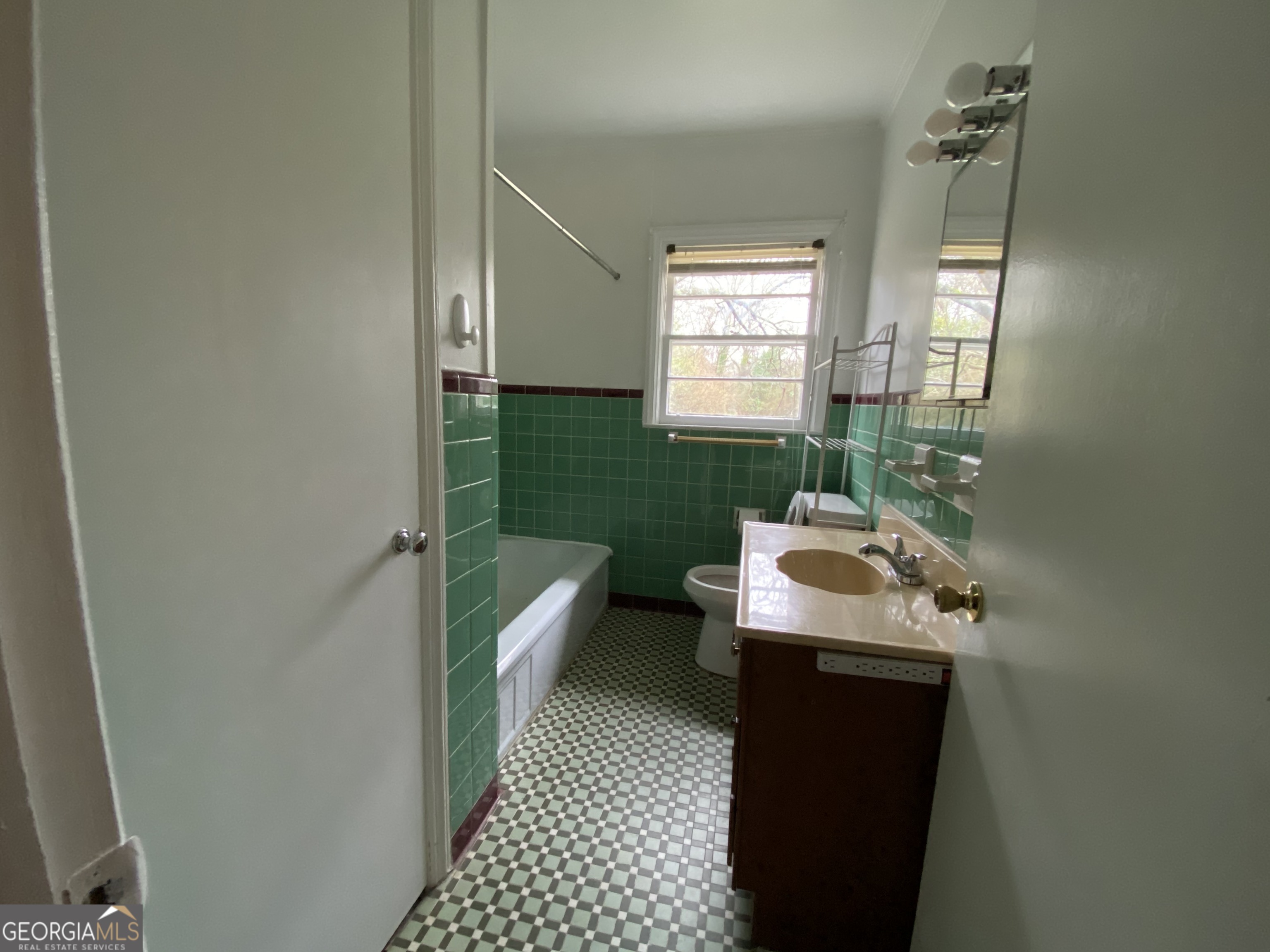 225 South Myrtle Street Winder, GA 30680 - Photo 9 of 9