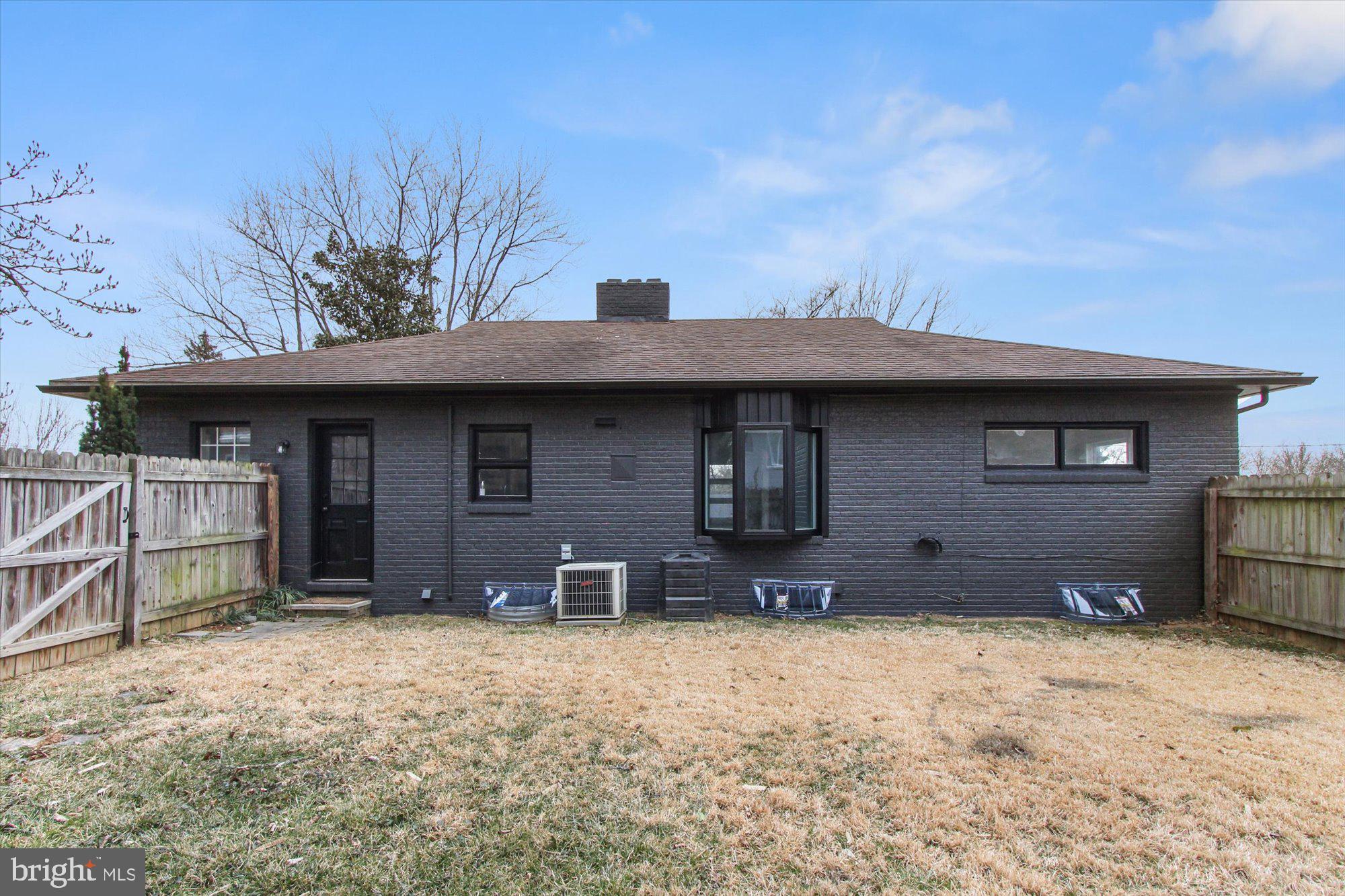 421 Beaumont Road York, PA 17403 - Photo 23 of 25