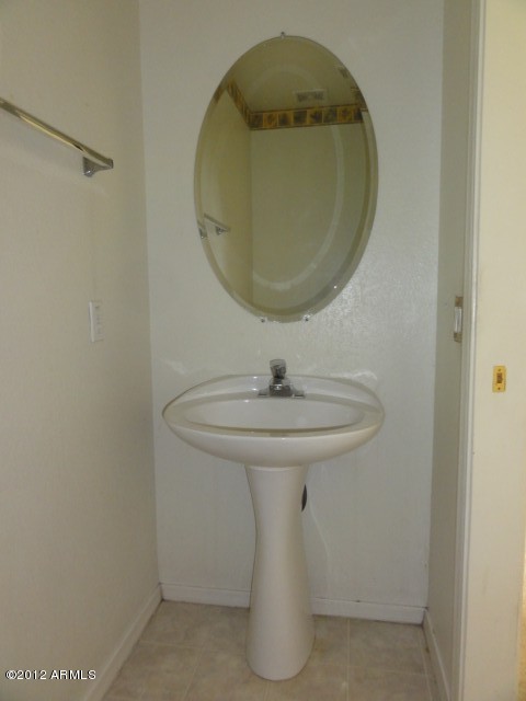 12929 West Cheery Lynn Road Avondale, AZ 85392 - Photo 18 of 24 Powder Room